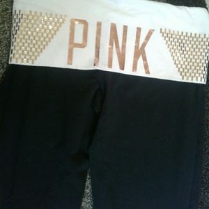 VS PINK  Rose bling yoga sz m excellent condition